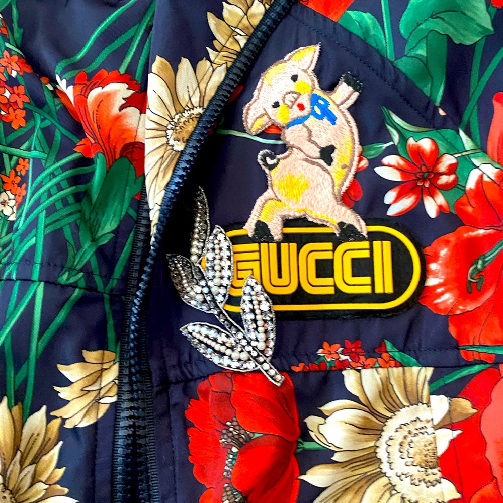 Women’s Orient Style Gucci Jacket. Beautiful print